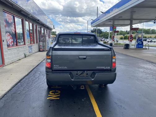 Grey 2008 Honda Ridgeline RTS
