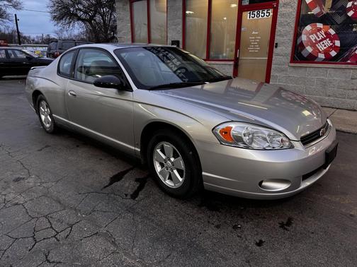 Silver 2006 Chevrolet Monte Carlo LT