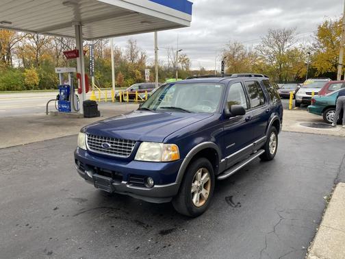 2004 Ford Explorer XLT