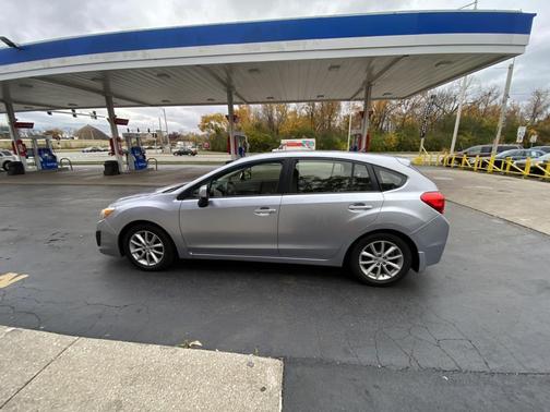 2013 Subaru Impreza 2.0i Premium