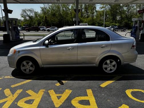 2011 Chevrolet Aveo LT