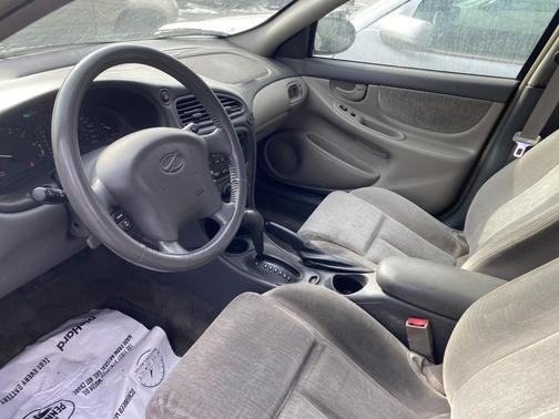 2004 Oldsmobile Alero GL1