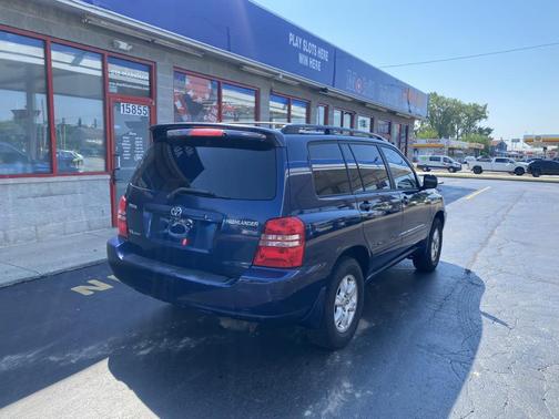 2003 Toyota Highlander Base