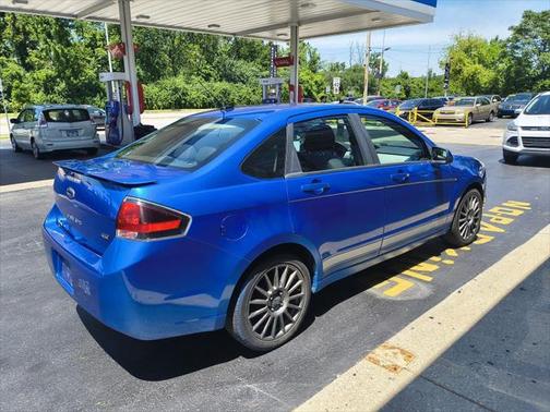 2010 Ford Focus SES