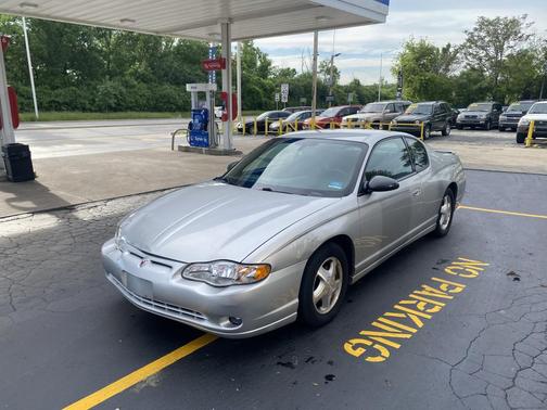 Silverstone Metallic 2005 Chevrolet Monte Carlo LT