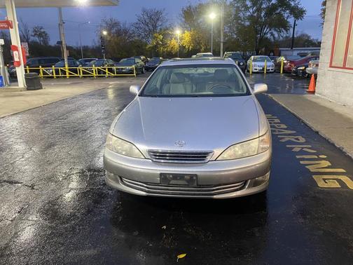 2001 Lexus ES 300 Base