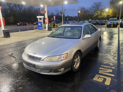 2001 Lexus ES 300 Base