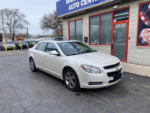 2011 Chevrolet Malibu 2LT