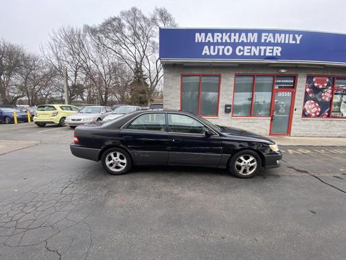 2000 Lexus ES 300 Base
