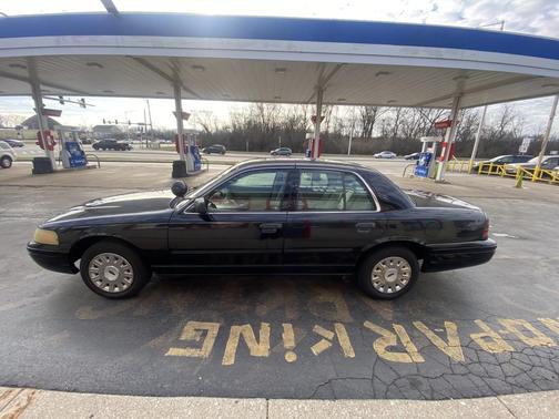 Black Clearcoat 2003 Ford Crown Victoria Police Interceptor