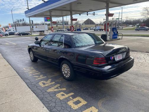Black Clearcoat 2003 Ford Crown Victoria Police Interceptor