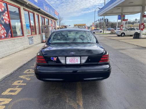 Black Clearcoat 2003 Ford Crown Victoria Police Interceptor