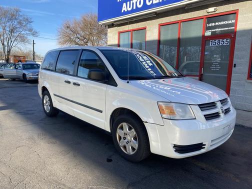 Stone White Clearcoat 2010 Dodge Grand Caravan SE
