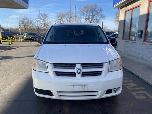 Stone White Clearcoat 2010 Dodge Grand Caravan SE