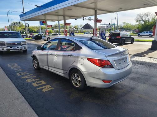 Ironman Silver 2012 Hyundai Accent GLS