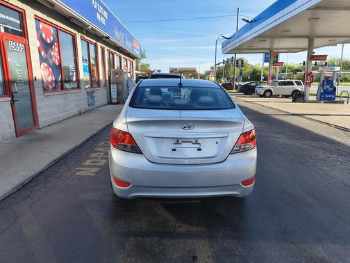 Ironman Silver 2012 Hyundai Accent GLS