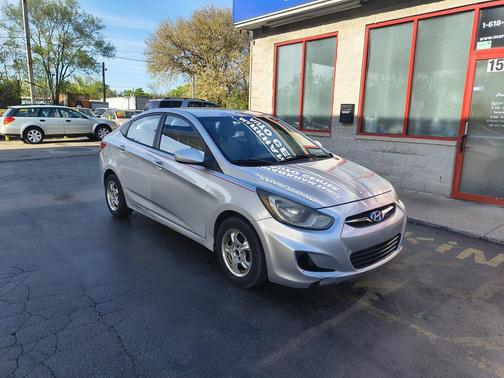 Ironman Silver 2012 Hyundai Accent GLS