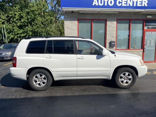 2003 Toyota Highlander Base