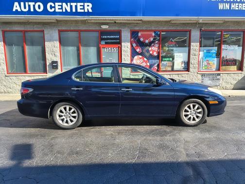2004 Lexus ES 330 Base