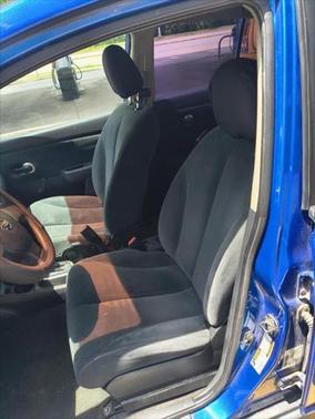 2010 Nissan Versa 1.8 S