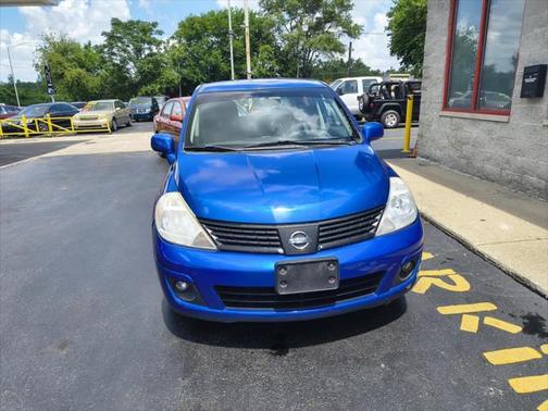 2010 Nissan Versa 1.8 S