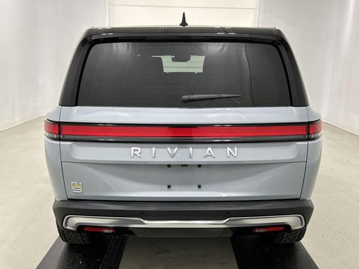 2023 Rivian R1S Launch Edition