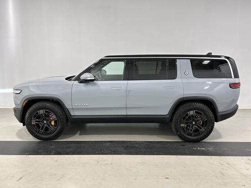 2023 Rivian R1S Launch Edition