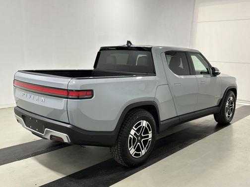 2023 Rivian R1T Adventure Quad Motor Large Pack