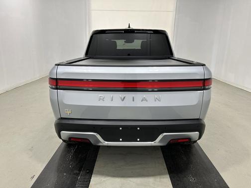 2022 Rivian R1T Adventure