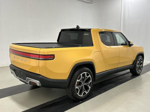 2022 Rivian R1T Adventure