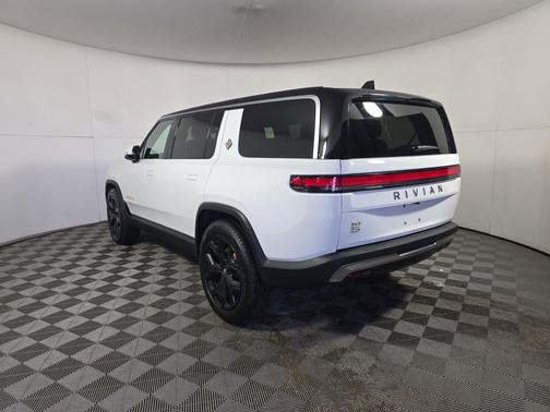 2023 Rivian R1S Launch Edition