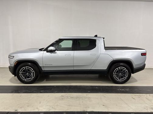 LA Silver paint 2025 Rivian R1T Adventure trim