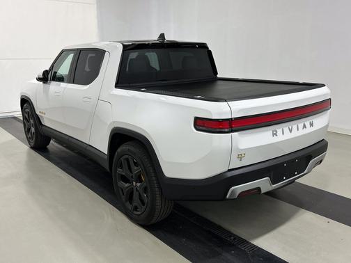 Glacier White 2022 Rivian R1T Adventure
