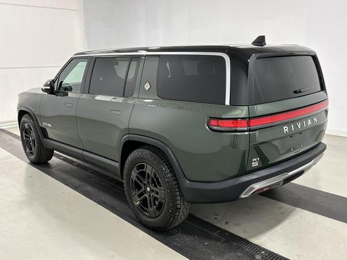 Forest Green 2024 Rivian R1S Adventure Package