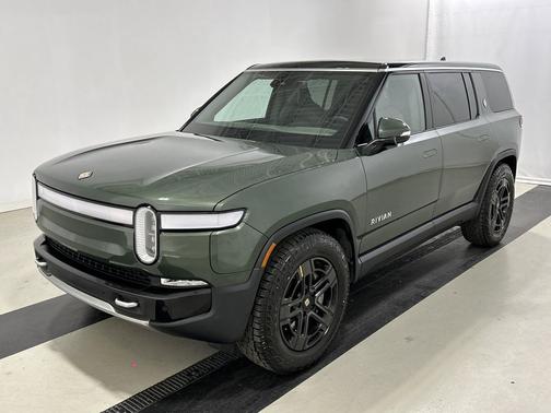 Forest Green 2024 Rivian R1S Adventure Package