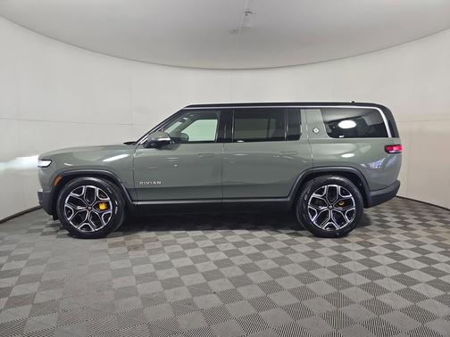 2022 Rivian R1S Launch Edition