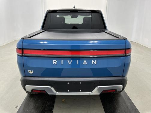 2022 Rivian R1T Adventure