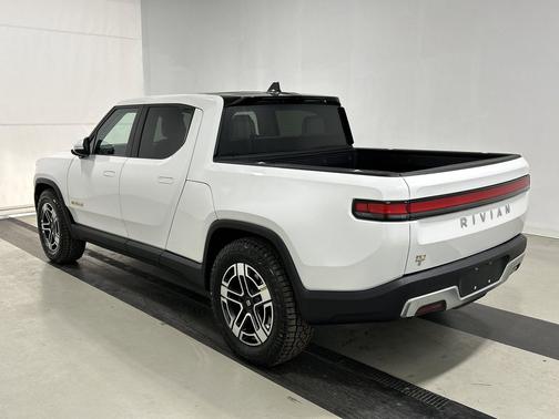 2023 Rivian R1T Adventure Quad Motor Large Pack
