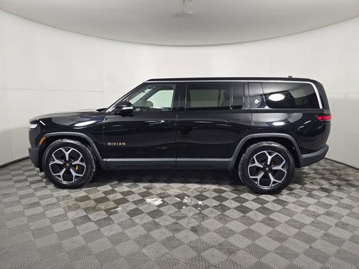 2022 Rivian R1S Launch Edition