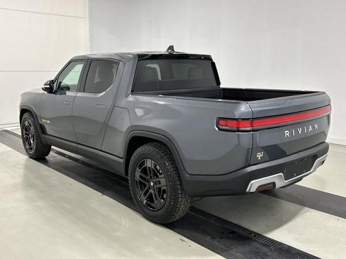 2023 Rivian R1T Adventure Quad Motor Large Pack