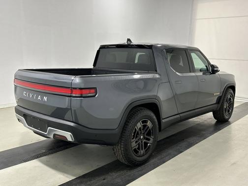 2023 Rivian R1T Adventure Quad Motor Large Pack