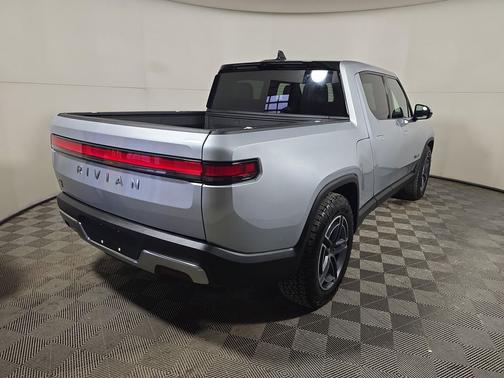 LA Silver paint 2025 Rivian R1T Adventure trim