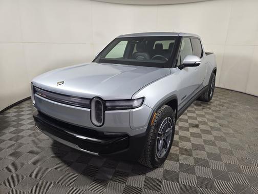 LA Silver paint 2025 Rivian R1T Adventure trim