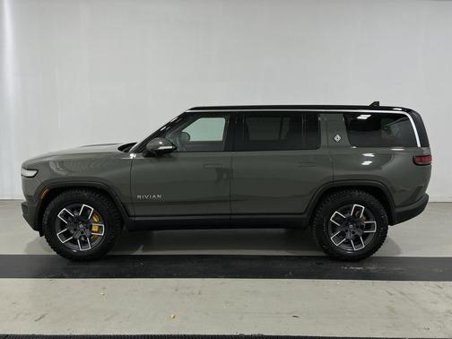 2023 Rivian R1S Launch Edition