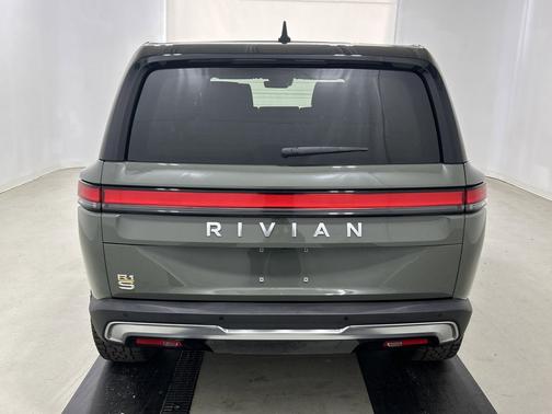 2023 Rivian R1S Launch Edition