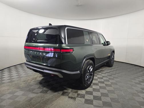 2022 Rivian R1S Launch Edition