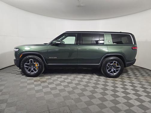 2022 Rivian R1S Launch Edition