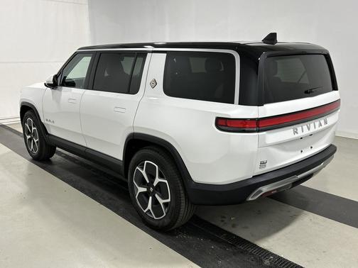 Glacier White 2024 Rivian R1S Adventure Package