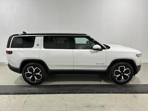 Glacier White 2024 Rivian R1S Adventure Package