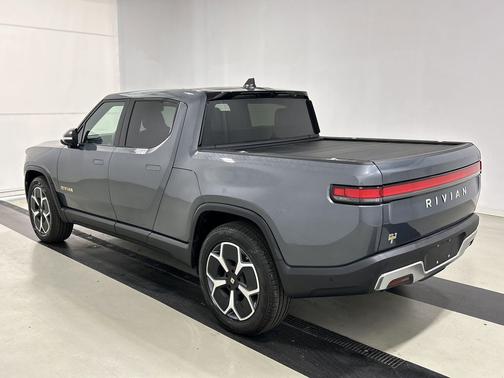 2022 Rivian R1T Adventure